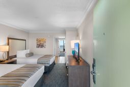 1105 S Ocean Blvd. photo 4