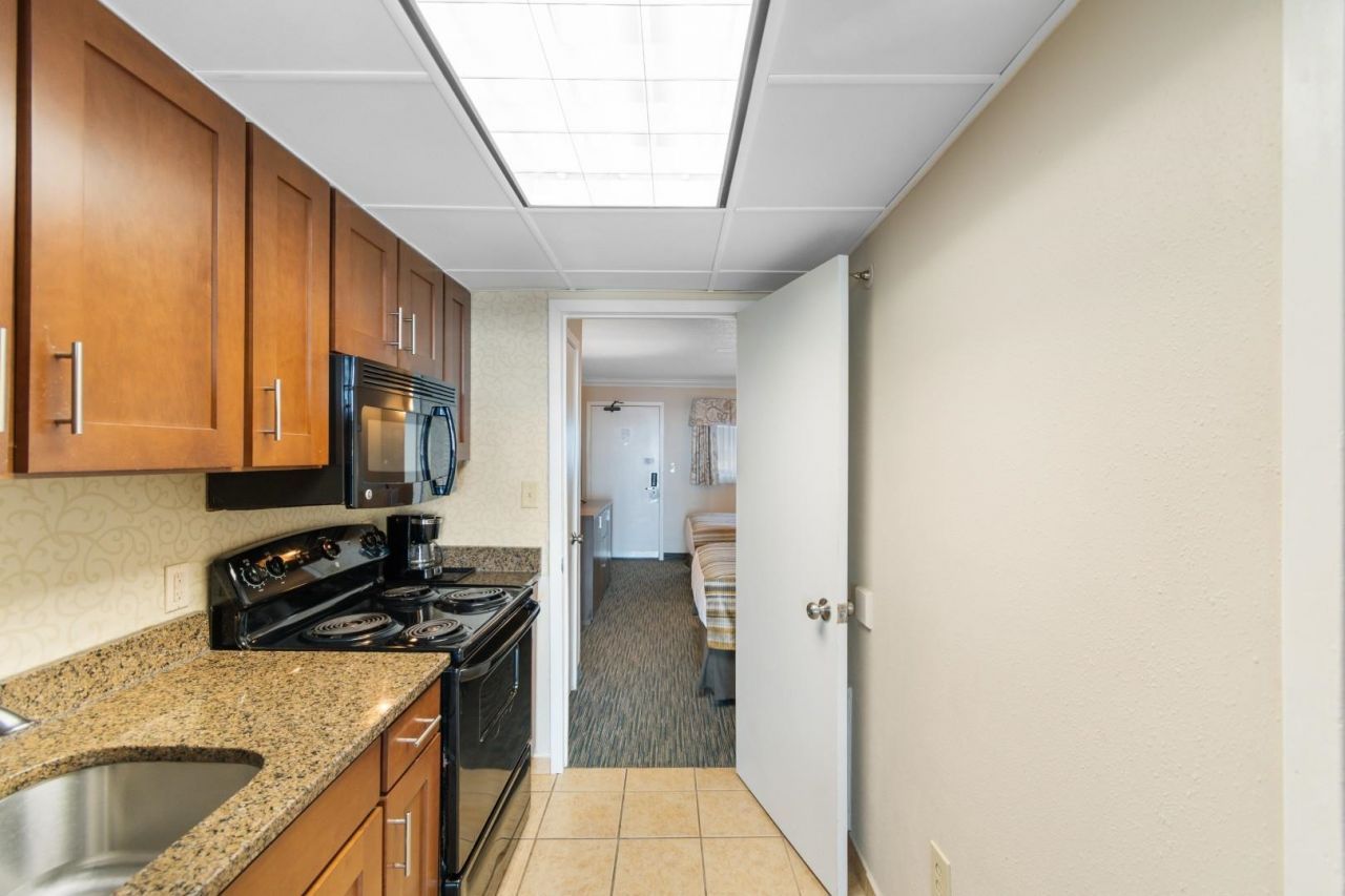 1105 S Ocean Blvd. Photo 7
