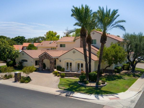 229 W VISTA Avenue, Phoenix, AZ 85021