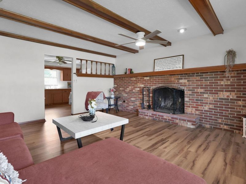 2318 Pawnee Drive , London, OH 43140 Photo 4