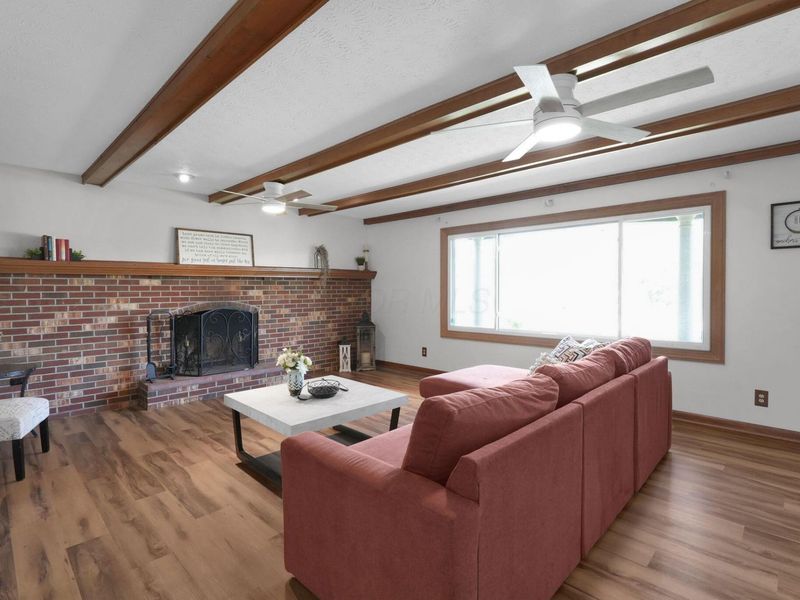 2318 Pawnee Drive , London, OH 43140 Photo 6