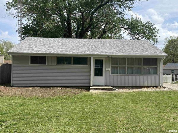 2456 DEVONSHIRE Road, Springfield, IL 62703