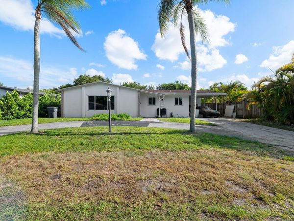 6530 Hayes Street, Hollywood, FL 33024
