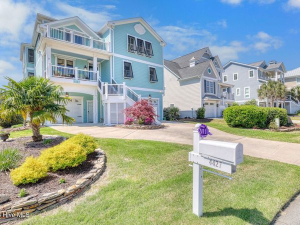 4427 Midshipman Court SE, Southport, NC 28461
