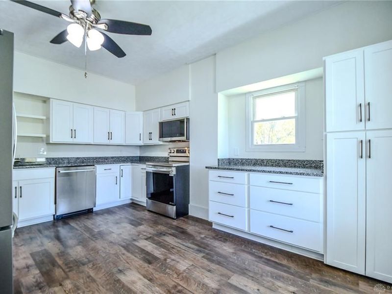 138 E Main Street, West Carrollton, OH 45449 Photo 15