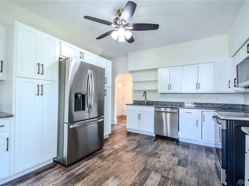 138 E Main Street, West Carrollton, OH 45449 Photo 16