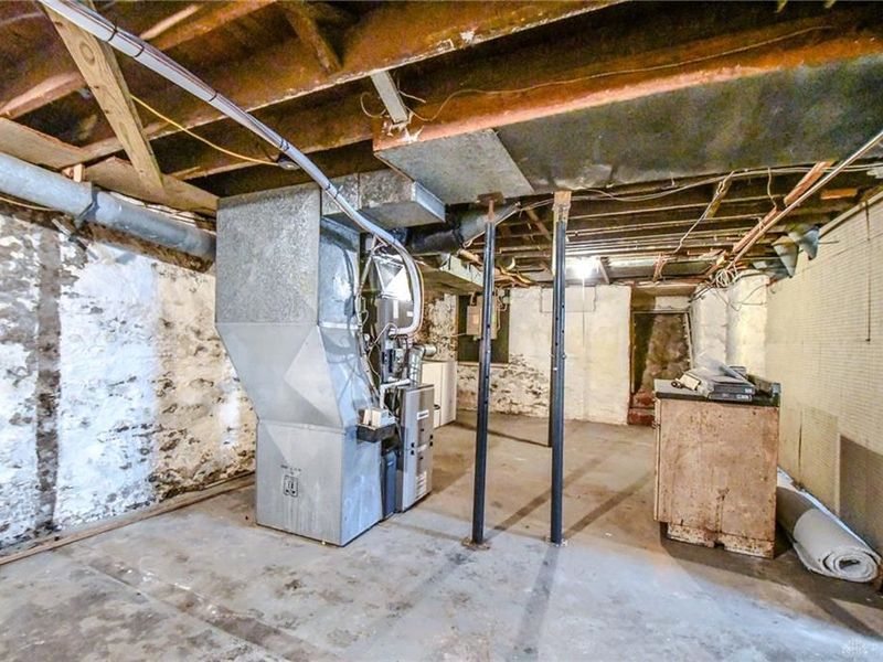 138 E Main Street, West Carrollton, OH 45449 Photo 33