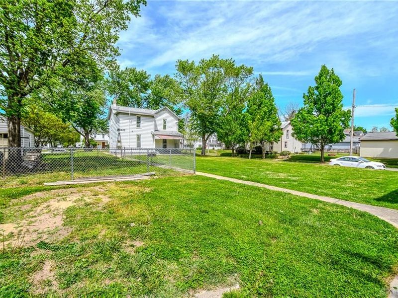 138 E Main Street, West Carrollton, OH 45449 Photo 41