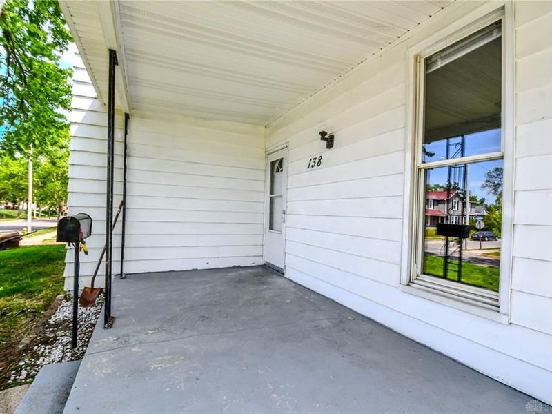 138 E Main Street, West Carrollton, OH 45449 Photo 9