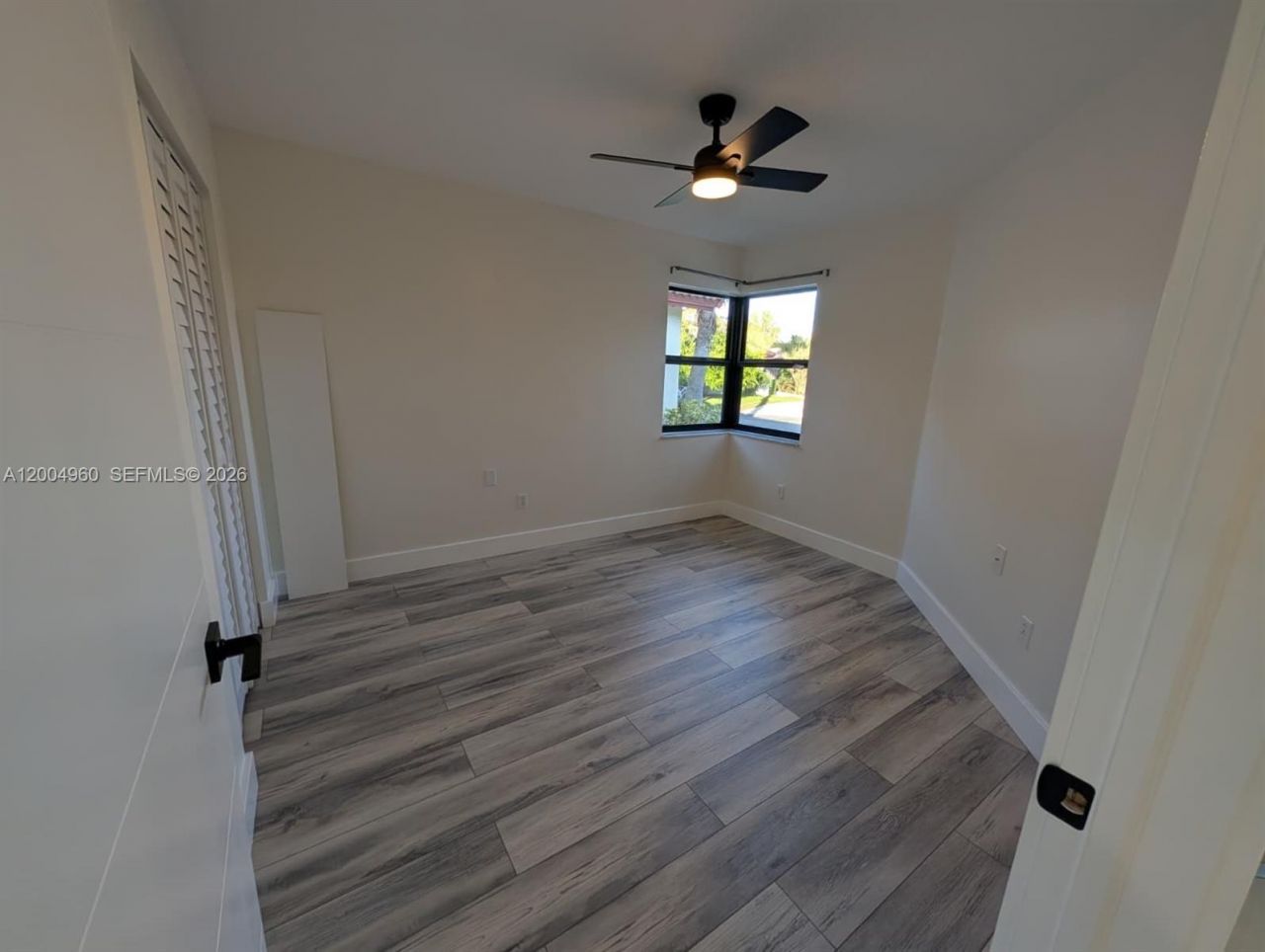 640 SW 113th Ter, Pembroke Pines, FL 33025 Photo