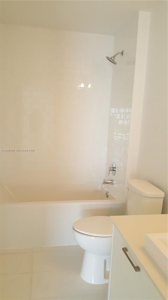 151 SE 1st St , Unit 1609, Miami, FL 33131 Photo