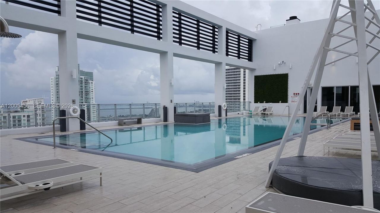 151 SE 1st St , Unit 1609, Miami, FL 33131 Photo