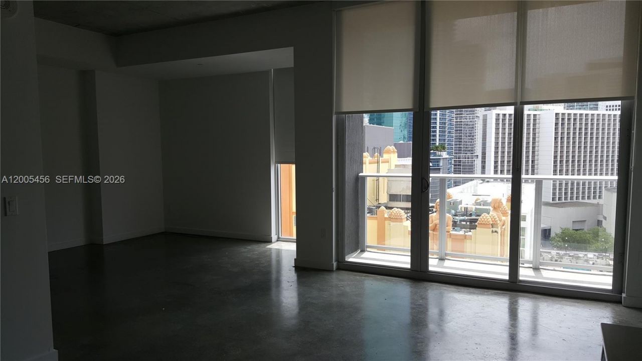 151 SE 1st St , Unit 1609, Miami, FL 33131 Photo