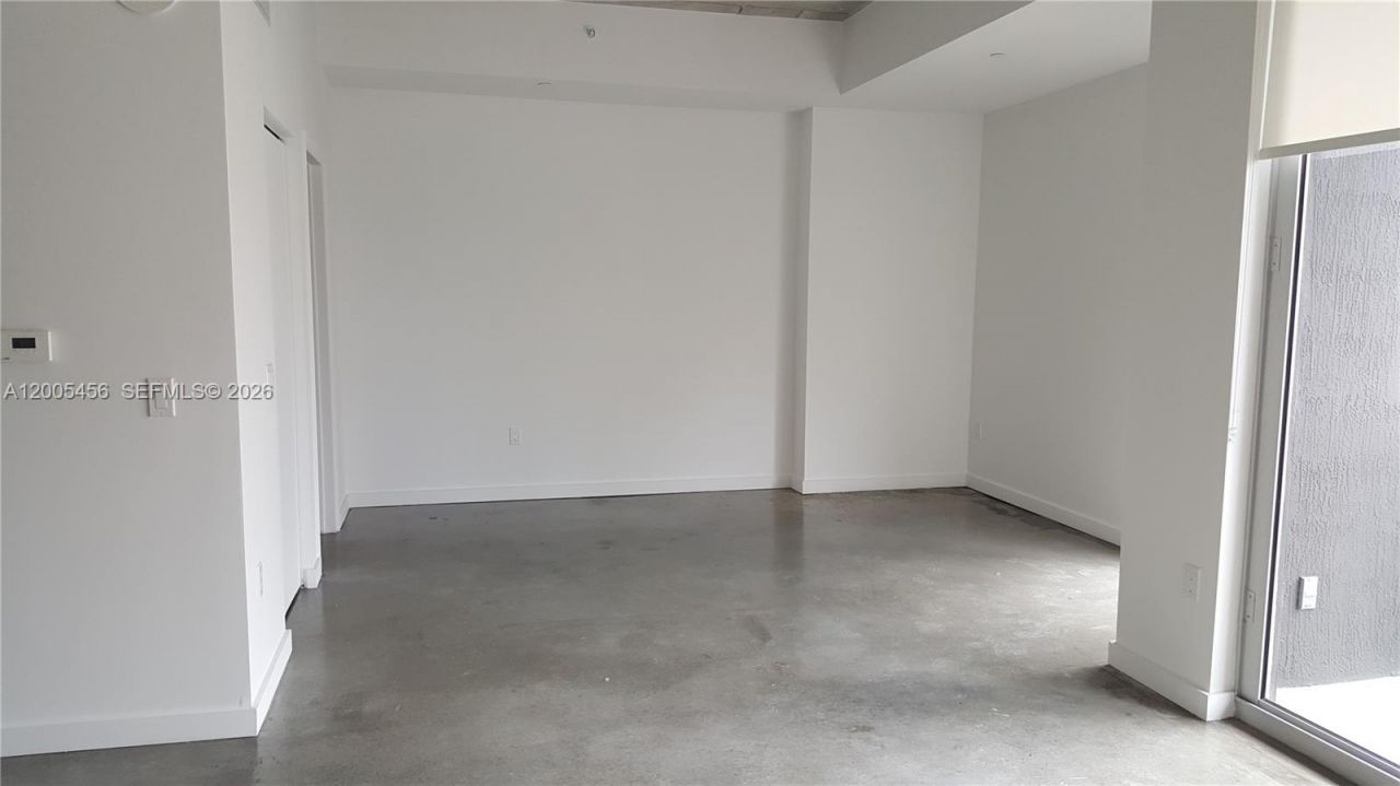 151 SE 1st St , Unit 1609, Miami, FL 33131 Photo