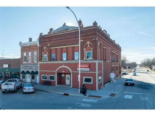 138 N Main Street , Janesville, MN 56048