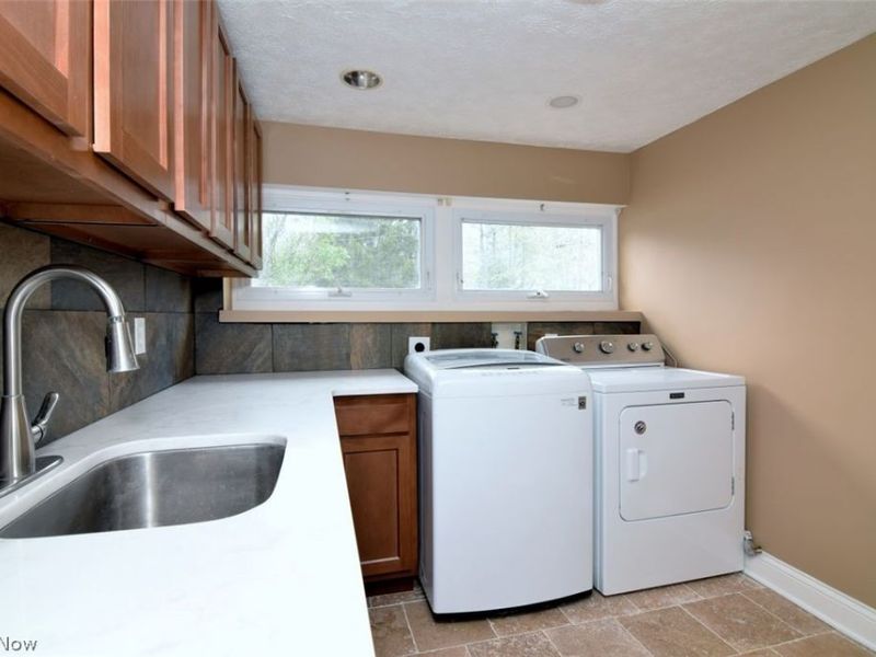 381 Hickory Hill Road , Chagrin Falls, OH 44022 Photo 24