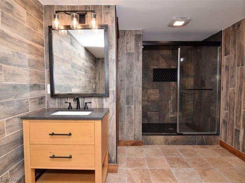 381 Hickory Hill Road , Chagrin Falls, OH 44022 Photo 26