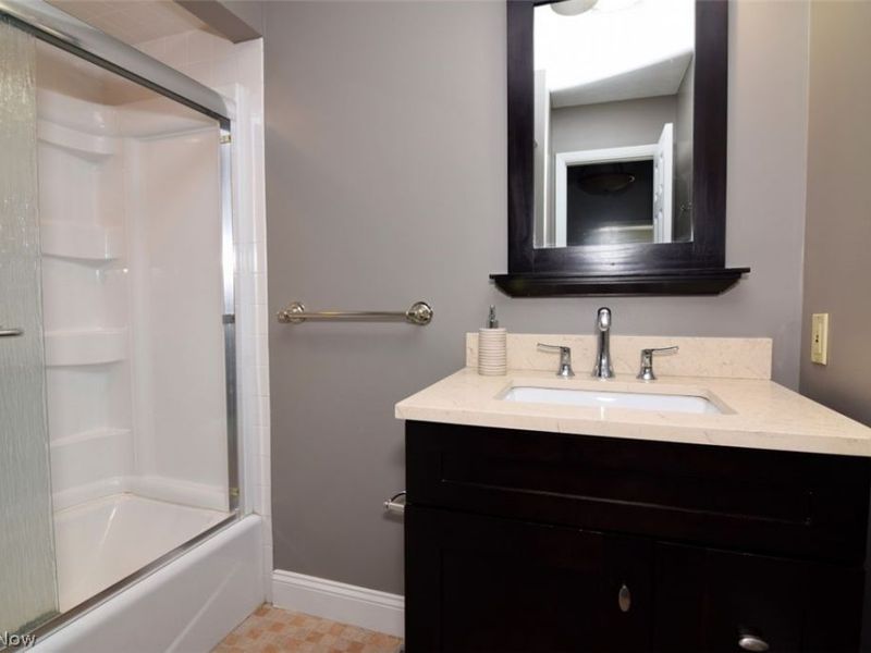 381 Hickory Hill Road , Chagrin Falls, OH 44022 Photo 34