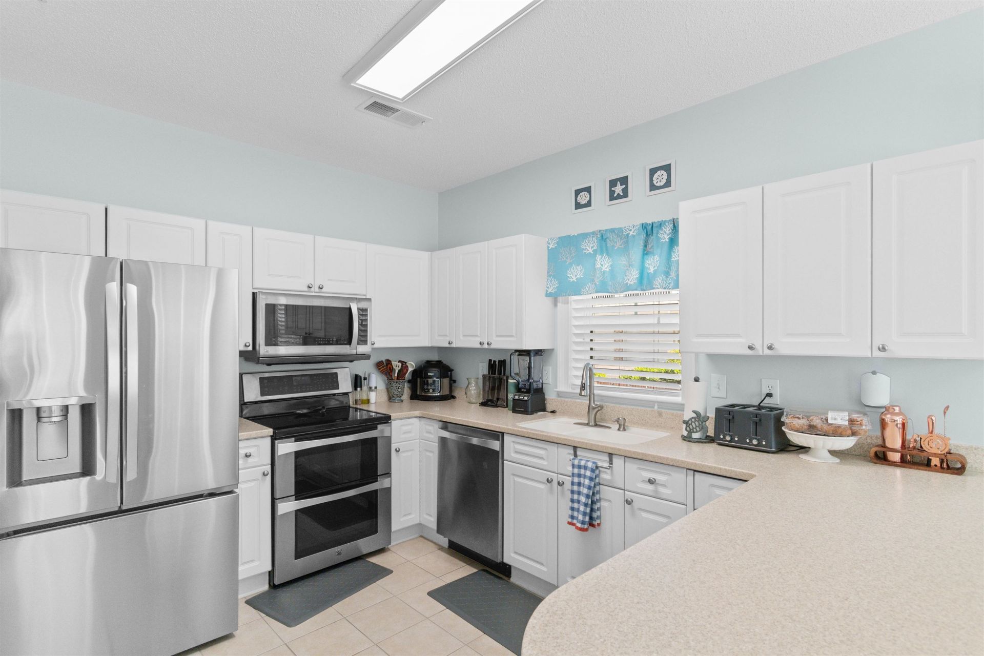 6203 Catalina Dr. Photo 7