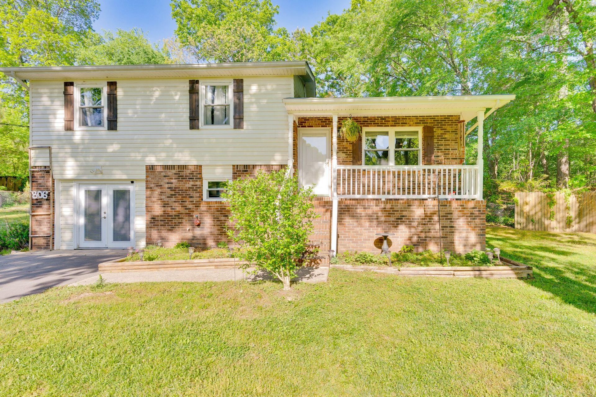 806 Childress Hollow Road, Chickamauga, GA 30707 Main Photo