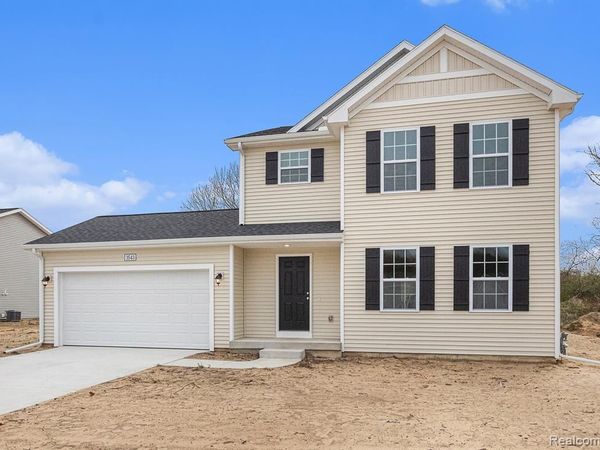 229 Wildflower Drive , Hillsdale, MI 49242