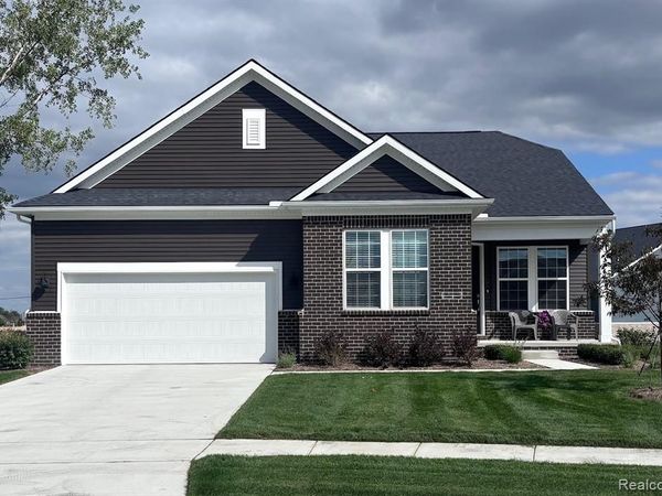 20505 West Kilburn Drive , Macomb Twp, MI 48044