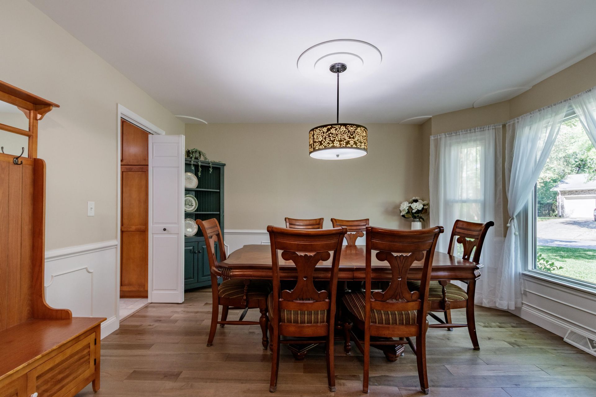 103 Endicott Street Photo 10