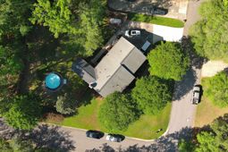 103 Endicott Street photo 4