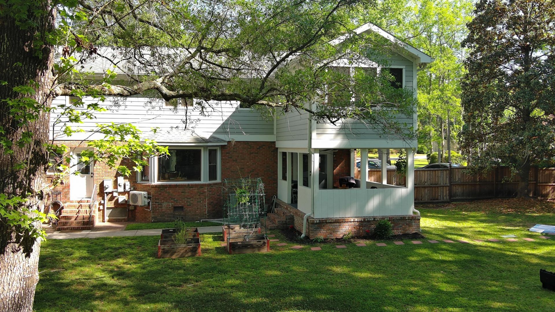 103 Endicott Street Photo 8