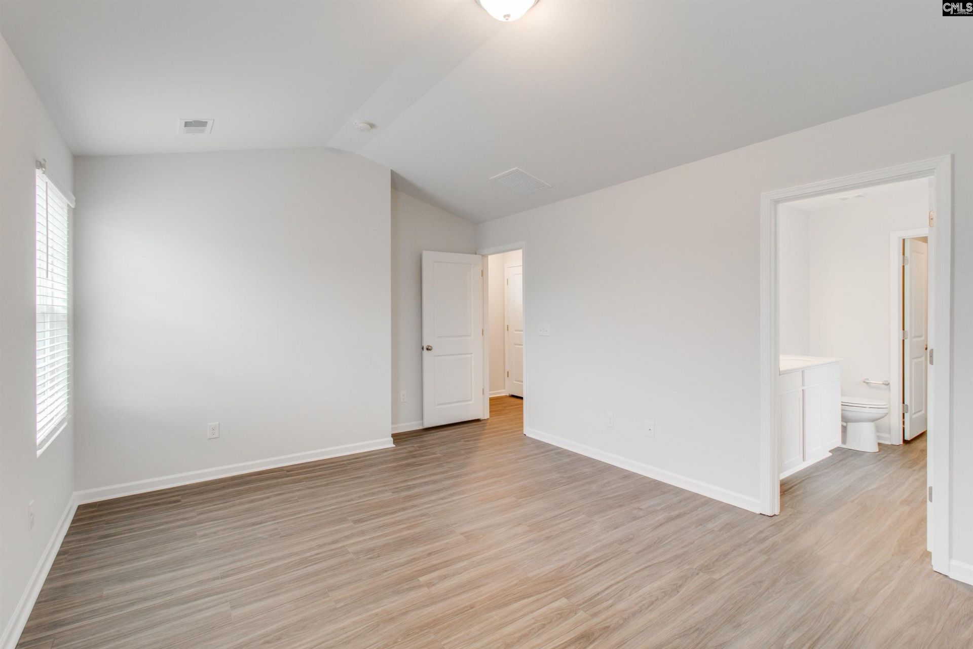 212 Laurinton Farms Drive Photo 14