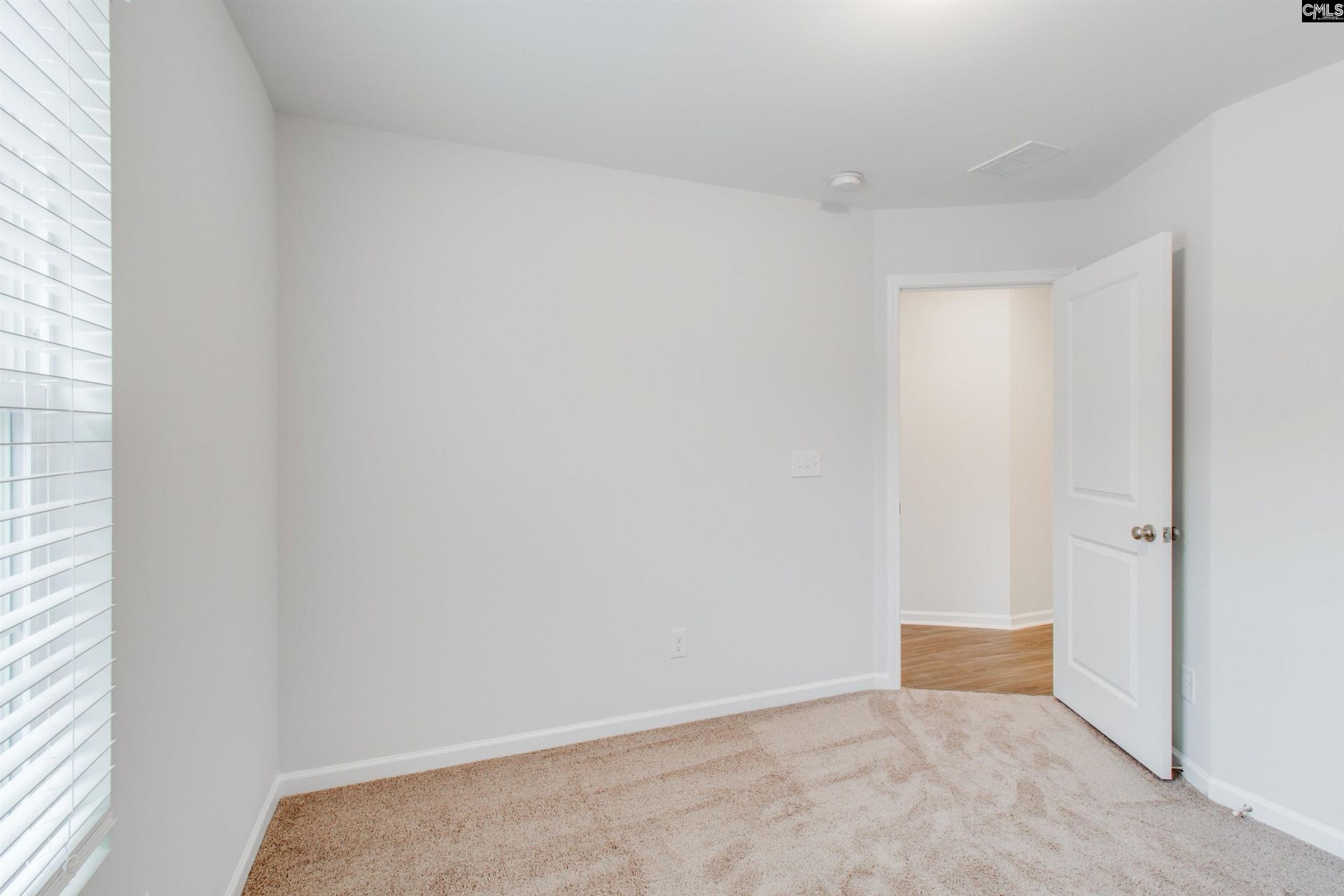 212 Laurinton Farms Drive Photo 17