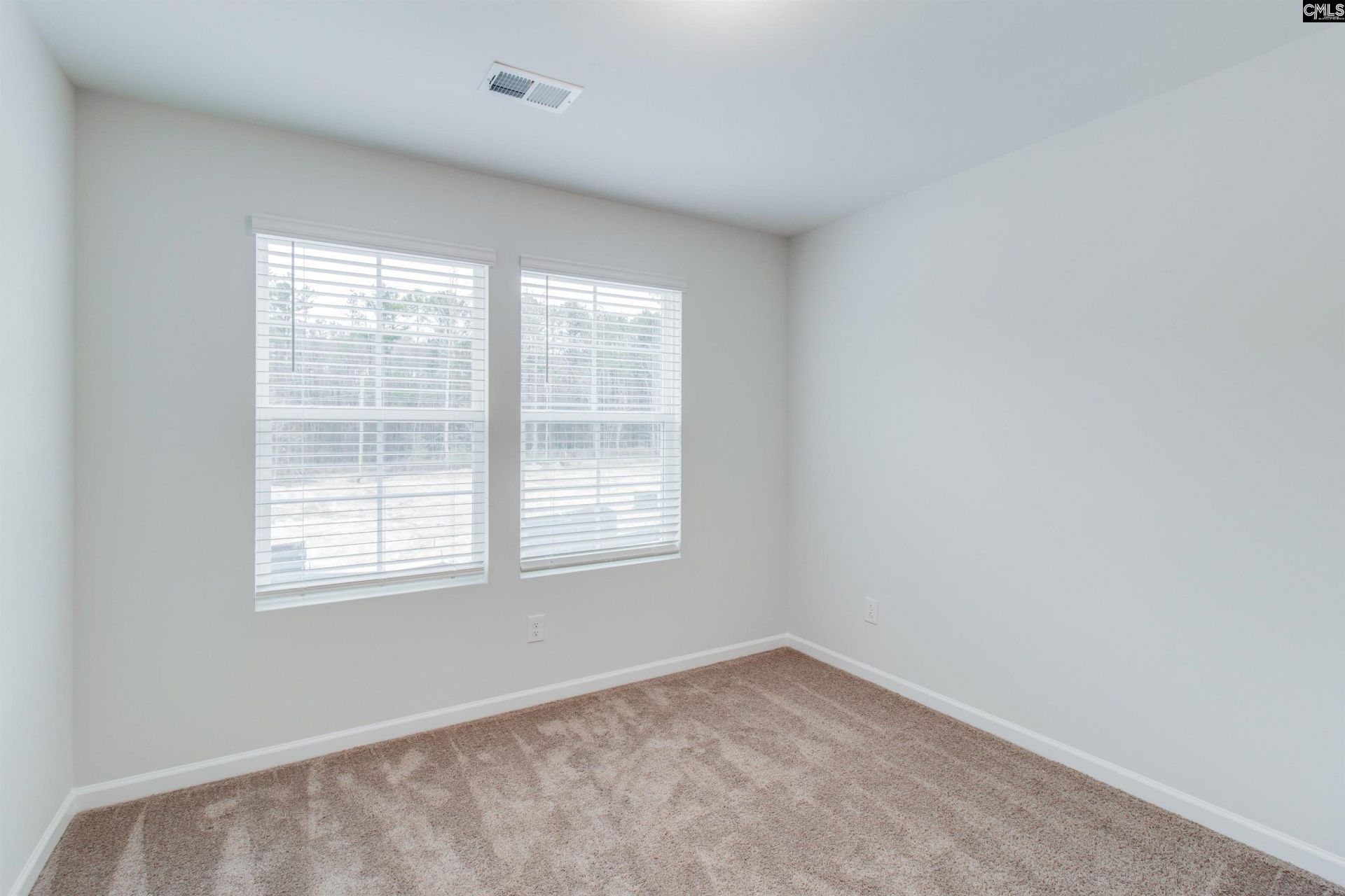 212 Laurinton Farms Drive Photo 18