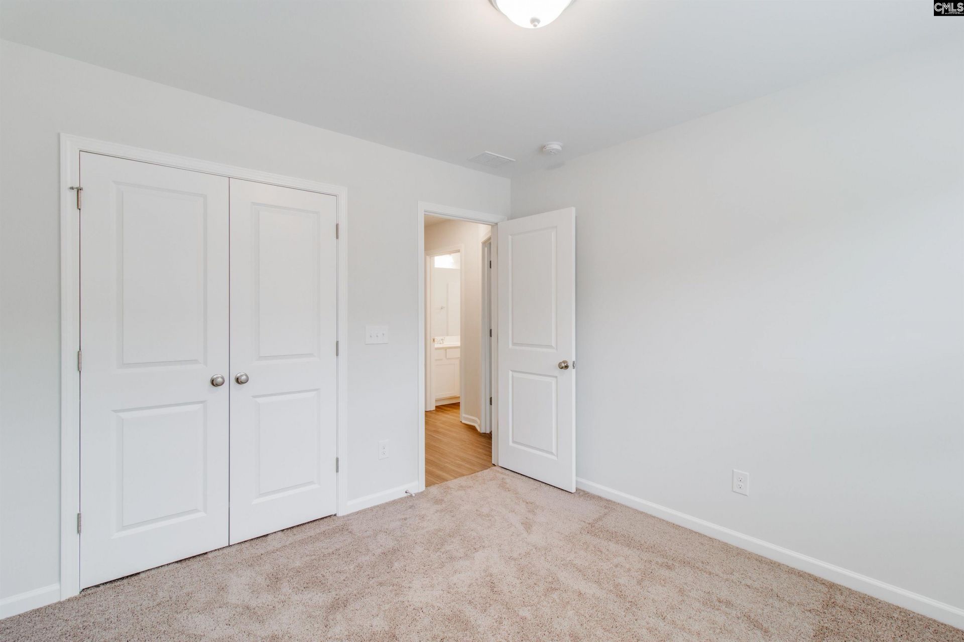 212 Laurinton Farms Drive Photo 20