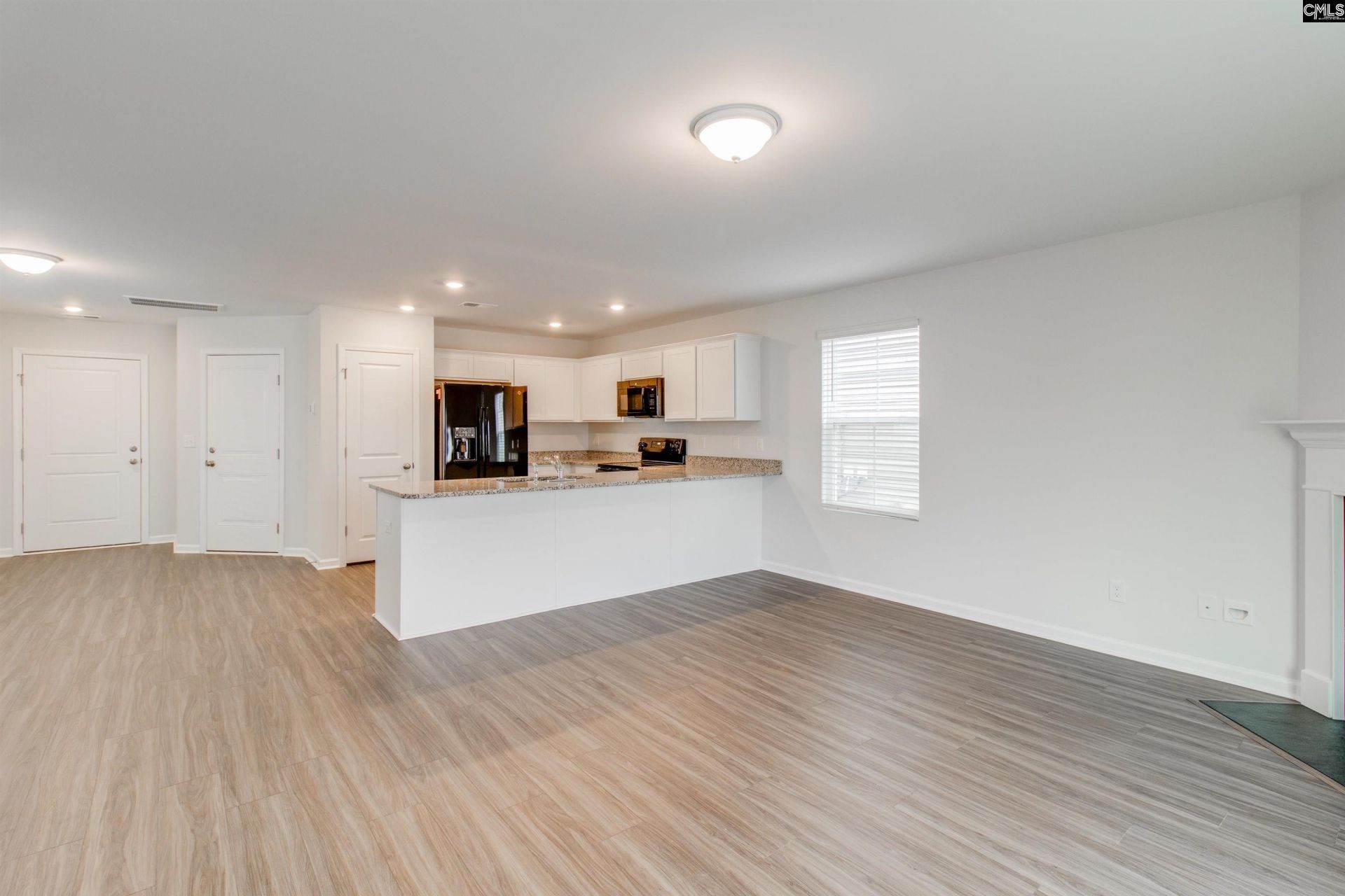 212 Laurinton Farms Drive Photo 7