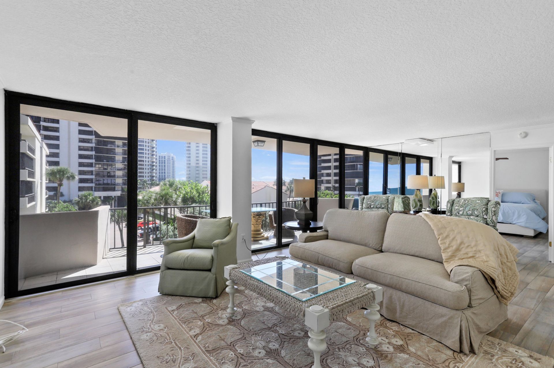 4200 N Ocean Drive, Unit 1, Riviera Beach, FL 33404 Photo