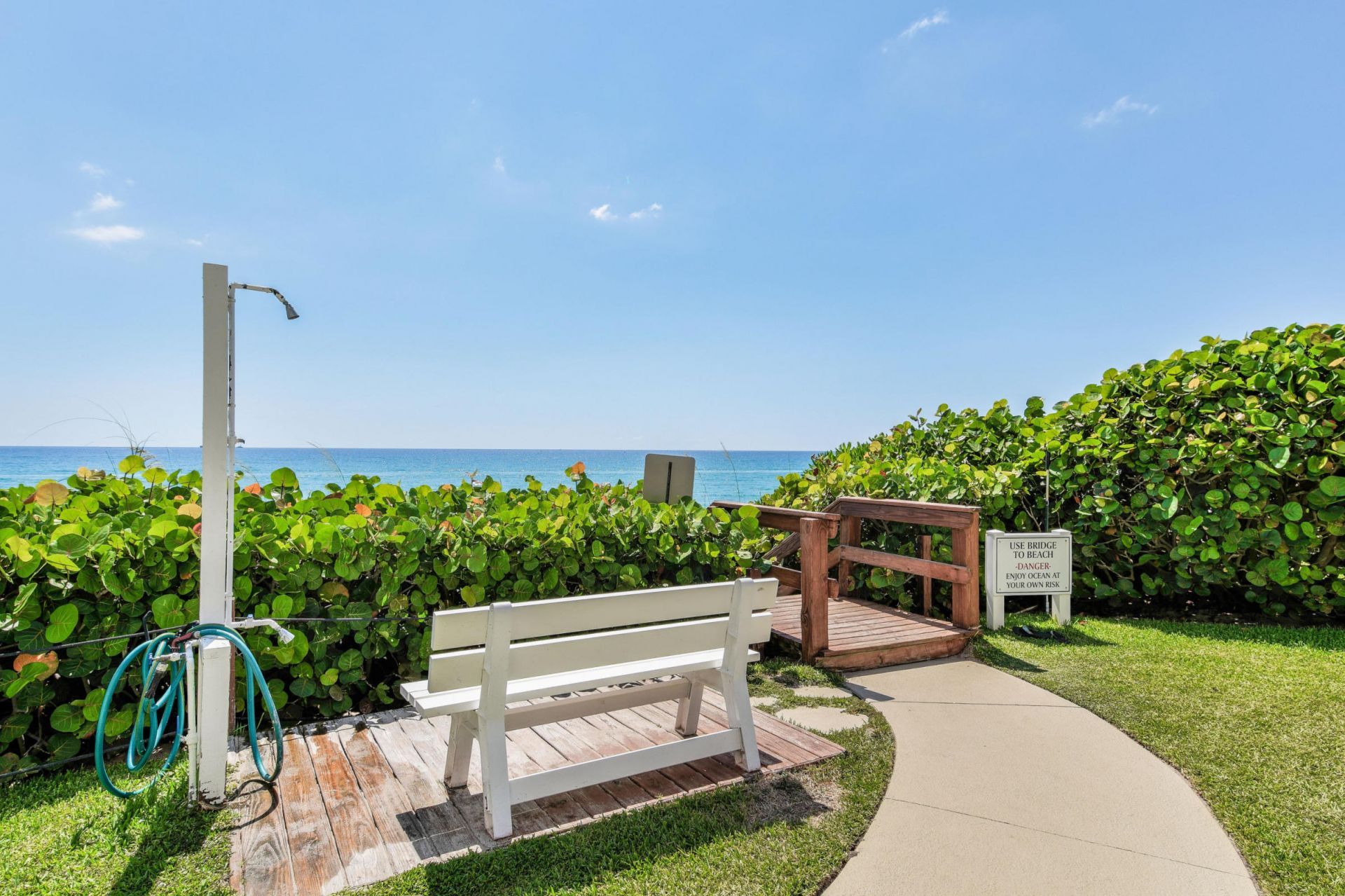 4200 N Ocean Drive, Unit 1, Riviera Beach, FL 33404 Photo