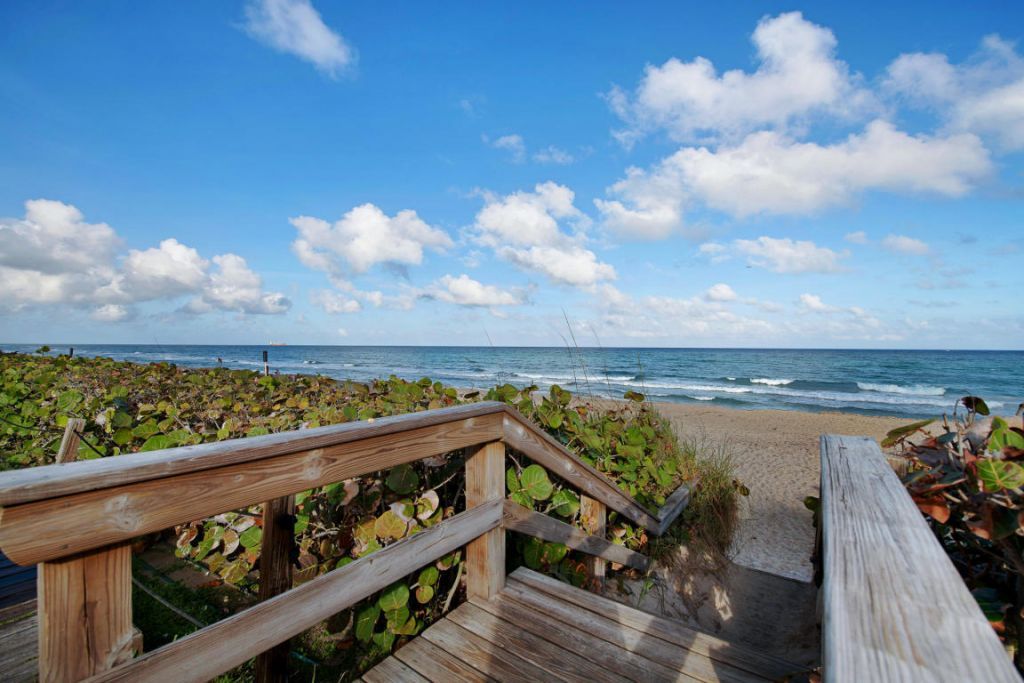 4200 N Ocean Drive, Unit 1, Riviera Beach, FL 33404 Photo