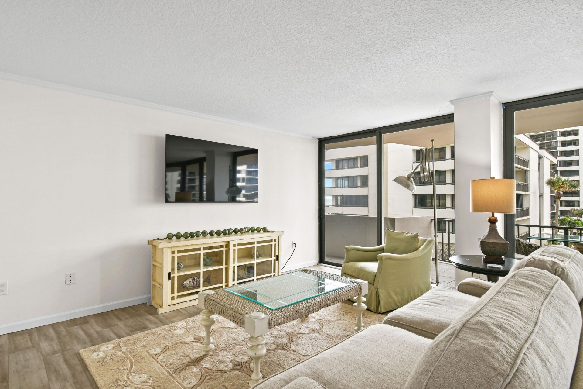 4200 N Ocean Drive, Unit 1, Riviera Beach, FL 33404 Photo