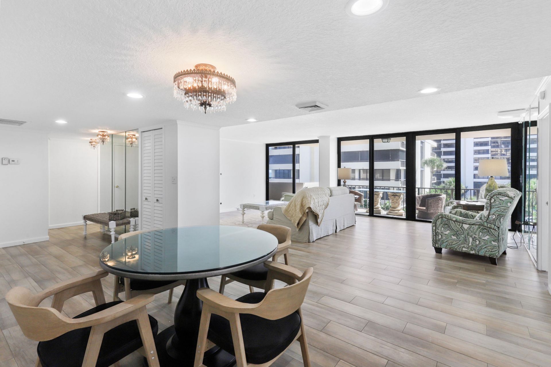 4200 N Ocean Drive, Unit 1, Riviera Beach, FL 33404 Photo