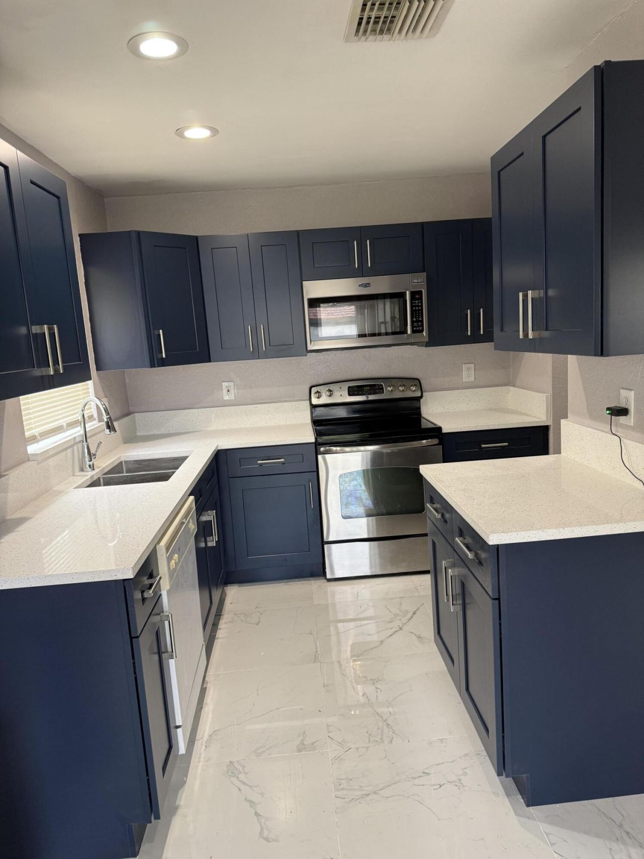 9831 NW 24th Street, Sunrise, FL 33322 Photo