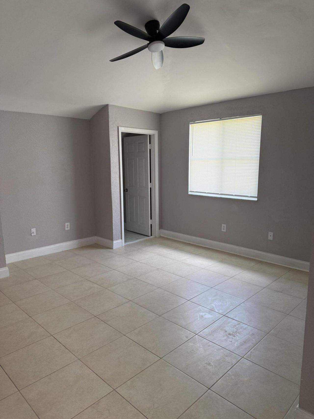 9831 NW 24th Street, Sunrise, FL 33322 Photo
