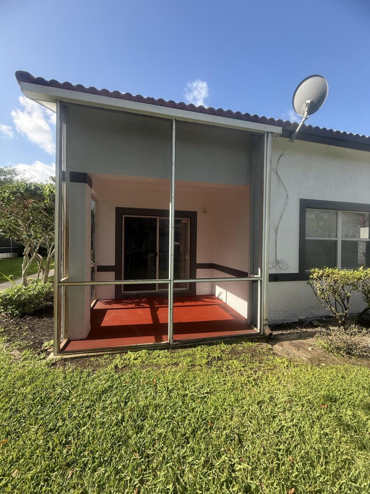 9831 NW 24th Street, Sunrise, FL 33322 Photo