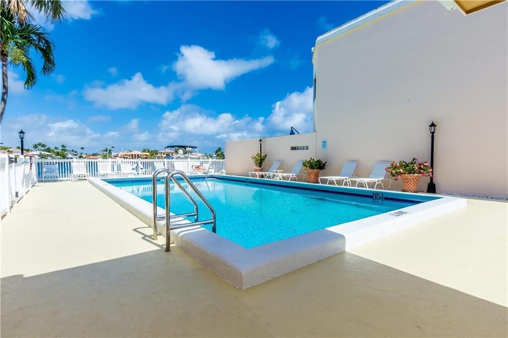 100 Pelican Pointe Drive, Unit 103, Delray Beach, FL 33483 Photo