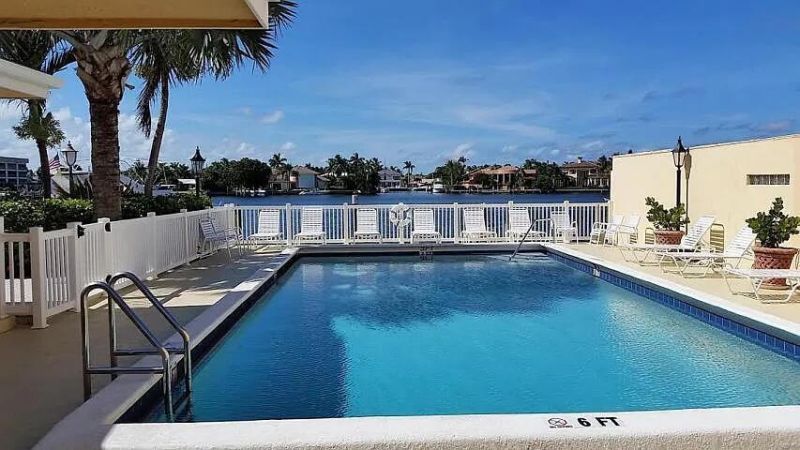 100 Pelican Pointe Drive, Unit 103, Delray Beach, FL 33483 Photo