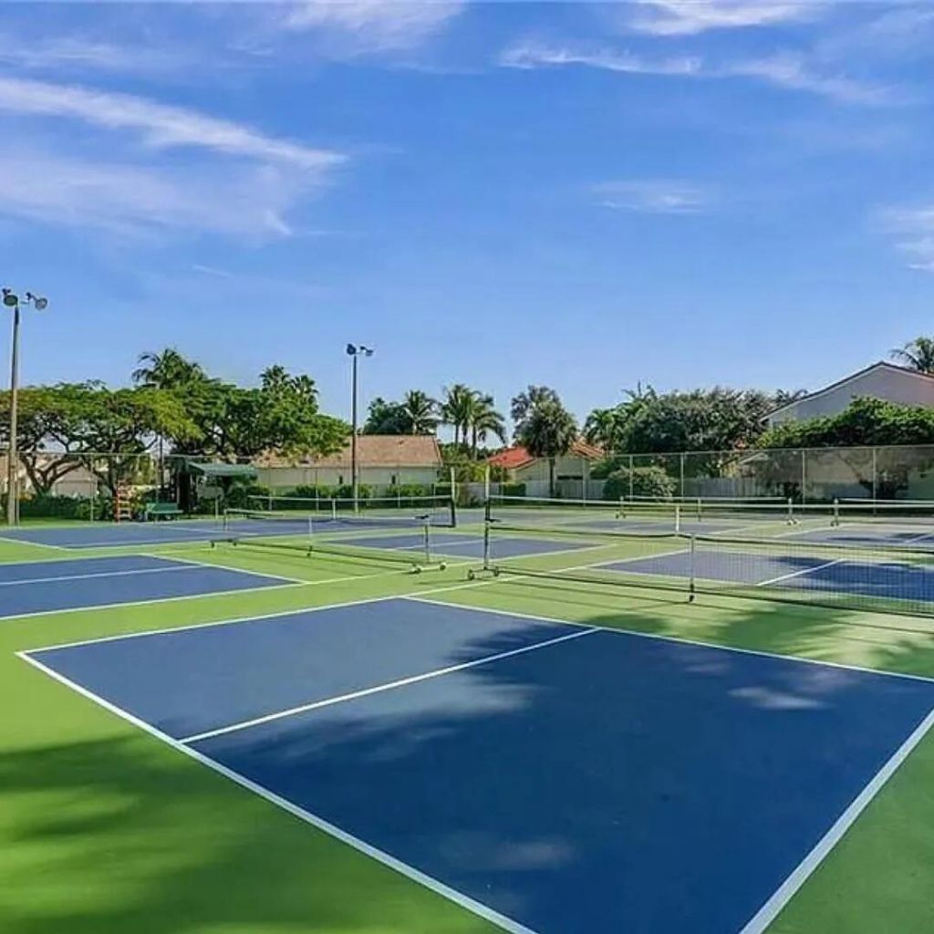 100 Pelican Pointe Drive, Unit 103, Delray Beach, FL 33483 Photo