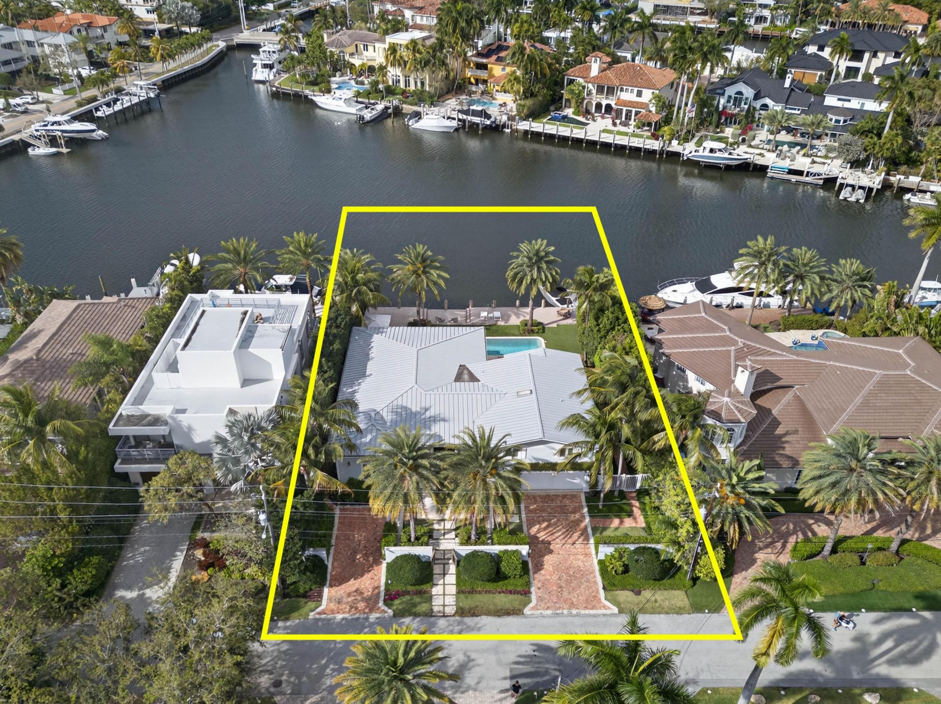 1605 SE 9th Street, Fort Lauderdale, FL 33316 Photo