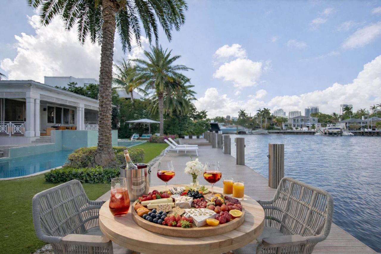 1605 SE 9th Street, Fort Lauderdale, FL 33316 Photo