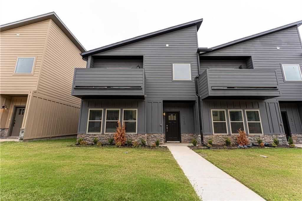 2180 W Million Lane, Fayetteville, AR 72704 Main Photo