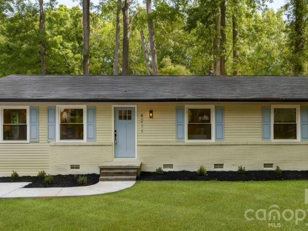 4211 Dunwoody Drive , Charlotte, NC 28215