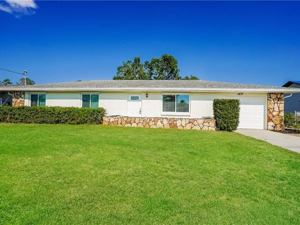 1437 SE 14th TER , CAPE CORAL, FL 33990